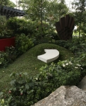 'Surge' by Candeo Design was a true 360 degree garden which also featured a 'floating' seat